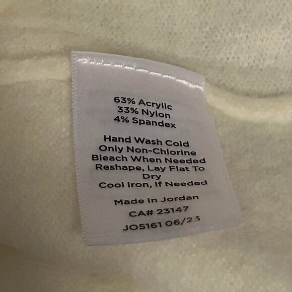 NWT Talbots Ivory Cable Knit Crewneck Sweater Woman's size XLP - Picture 8 of 8